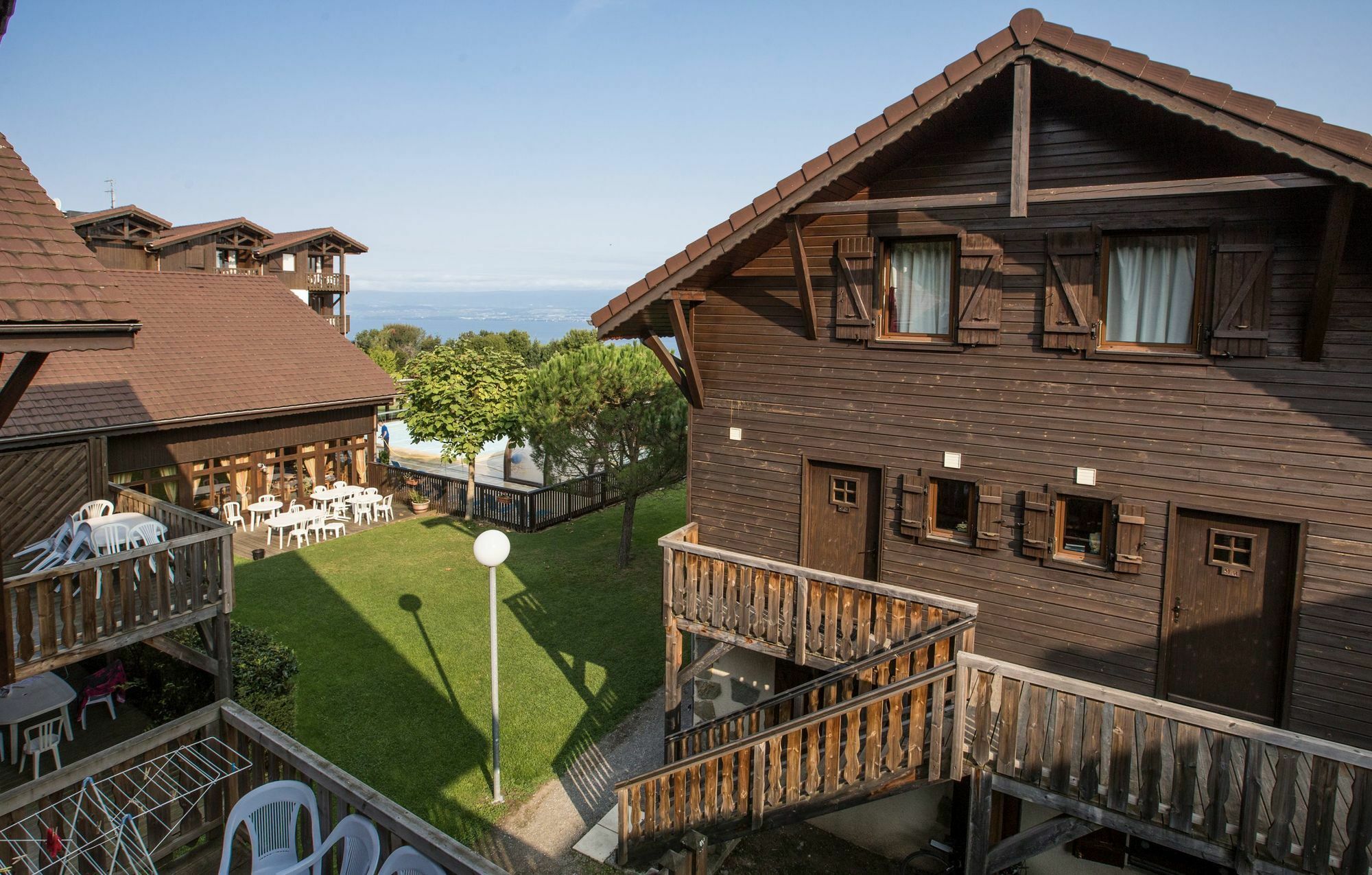 Residence Odalys Les Chalets D'Evian Kültér fotó